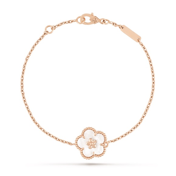 Plum blossom bracelet - Picture 1 of 3